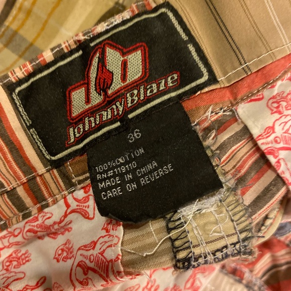 Men’s shorts size 36 - Picture 2 of 3